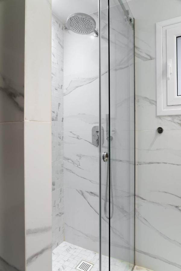 אתונה Glyfada Gallery Apartment מראה חיצוני תמונה
