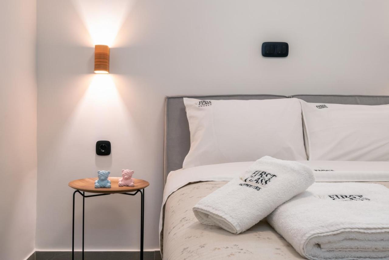 אתונה Glyfada Gallery Apartment מראה חיצוני תמונה